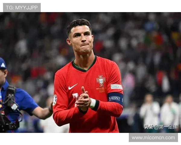 小卡足球明星盘点他们的精彩瞬间与成就一览